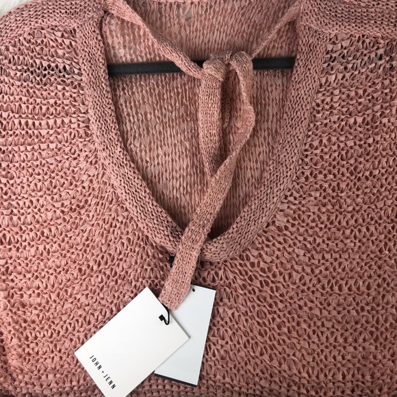 John + Jenn Open Knit Fringe Top. Size Large - Picture 4 of 8